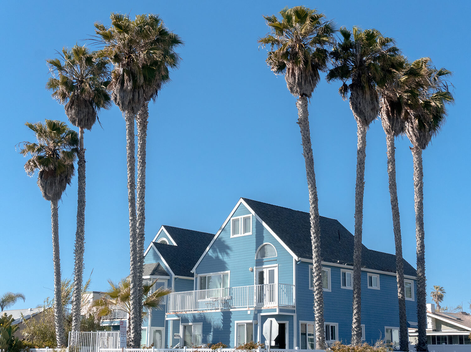 Researching to find the best AC installation business in Florida